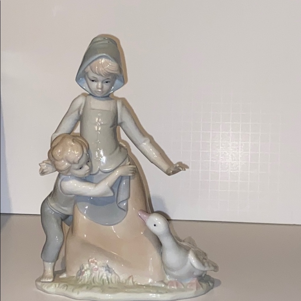 Paul Sebastian figurines